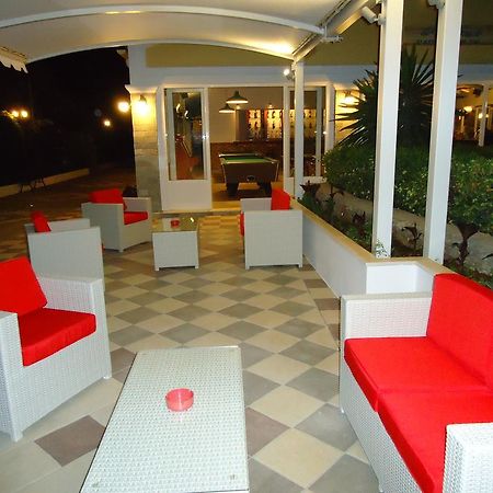 Matoula Aparthotel Acharavi  Exterior foto
