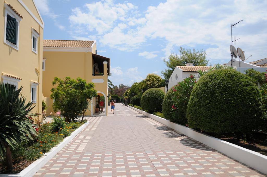 Matoula Aparthotel Acharavi  Exterior foto